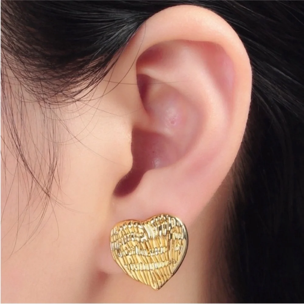NEW 24k Gold Filled Textured Heart Stud Earrings